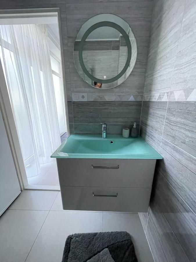Apartman Lodenica Пиещани Екстериор снимка